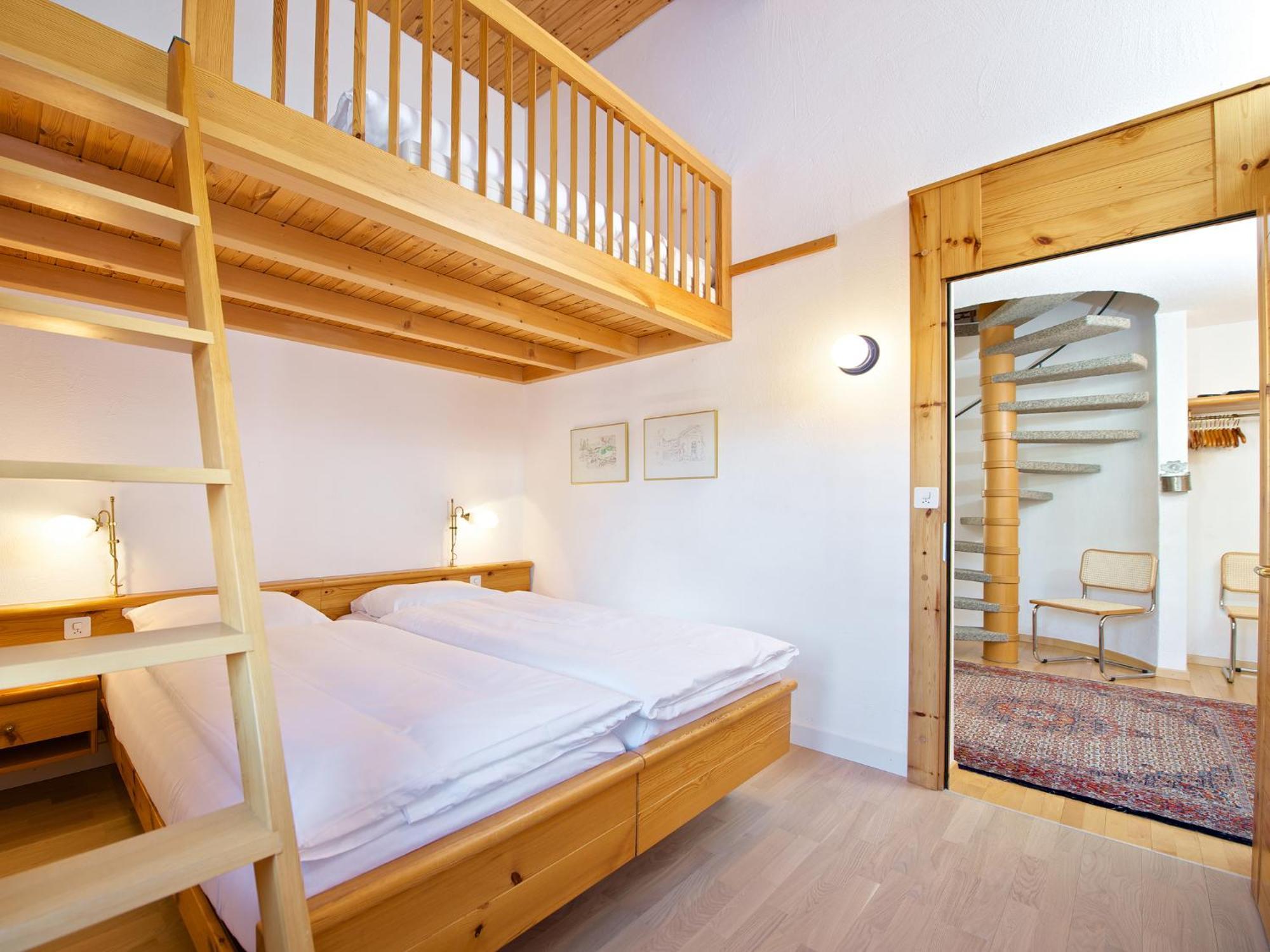 Schweizerhof Ferienwohnungen Lenzerheide 5 エクステリア 写真